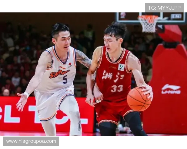 上海男篮迎战解放军队伍期待激烈对抗与精彩表现